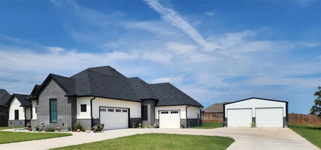 26784 Stirrup Court, Blanchard, OK 73010