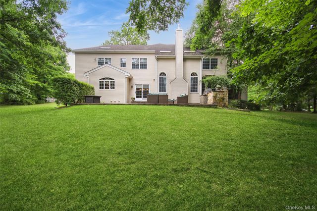 147 Creekside Road, Hopewell Junction, NY 12533