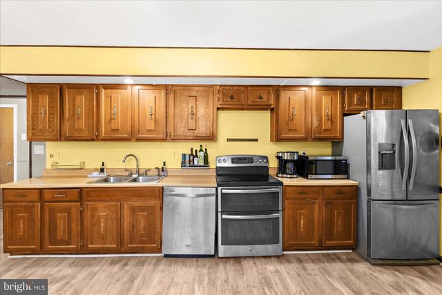 110 RHODE ISLAND AVE, Earleville, MD 21919