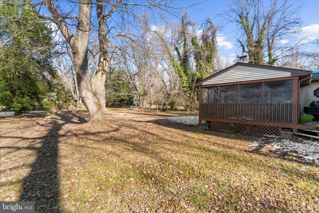 110 RHODE ISLAND AVE, Earleville, MD 21919