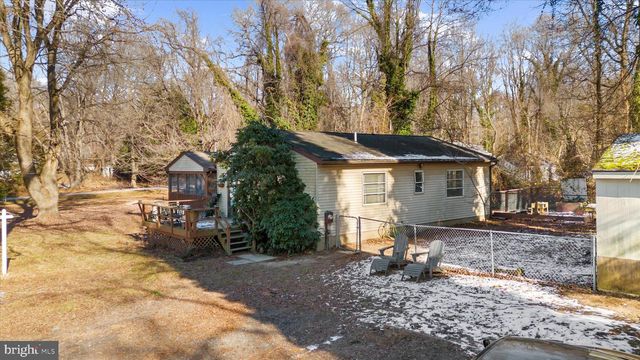 110 RHODE ISLAND AVE, Earleville, MD 21919