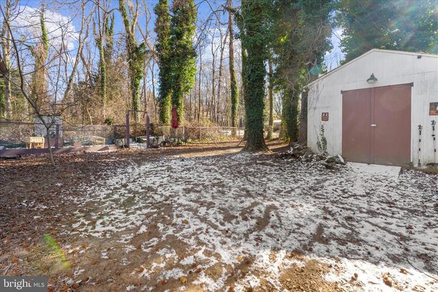 110 RHODE ISLAND AVE, Earleville, MD 21919