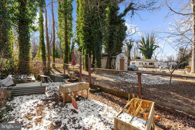 110 RHODE ISLAND AVE, Earleville, MD 21919