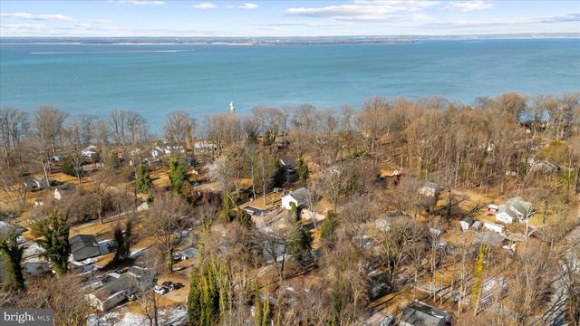 110 RHODE ISLAND AVE, Earleville, MD 21919