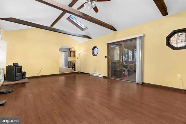 110 RHODE ISLAND AVE, Earleville, MD 21919