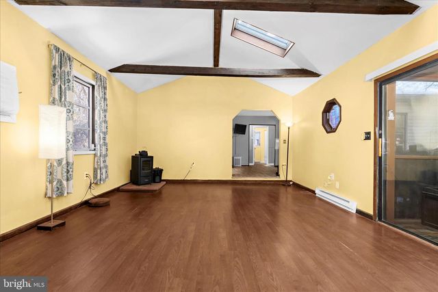 110 RHODE ISLAND AVE, Earleville, MD 21919