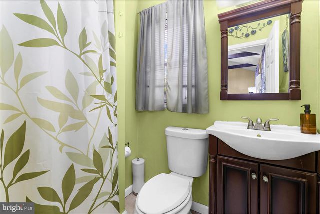 110 RHODE ISLAND AVE, Earleville, MD 21919