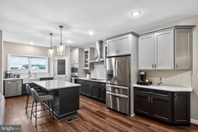 19178 SEALS RD, Bowling Green, VA 22427