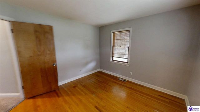 327 Sycamore Street, Elizabethtown, KY 42701
