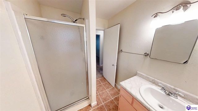 327 Sycamore Street, Elizabethtown, KY 42701
