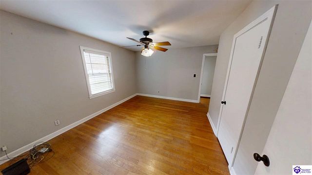327 Sycamore Street, Elizabethtown, KY 42701