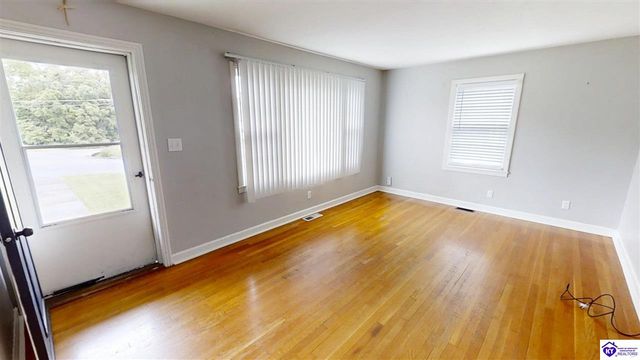 327 Sycamore Street, Elizabethtown, KY 42701