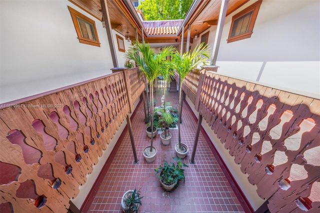 315 Navarre Ave, Coral Gables, FL 33134