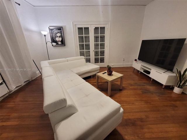 315 Navarre Ave, Coral Gables, FL 33134