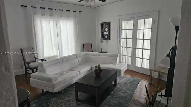 315 Navarre Ave, Coral Gables, FL 33134