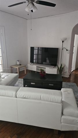 315 Navarre Ave, Coral Gables, FL 33134