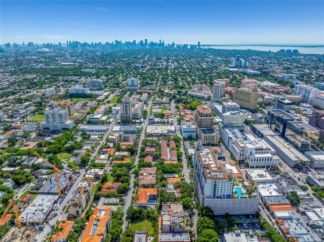 315 Navarre Ave, Coral Gables, FL 33134