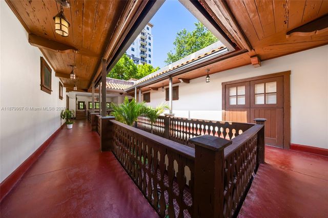 315 Navarre Ave, Coral Gables, FL 33134