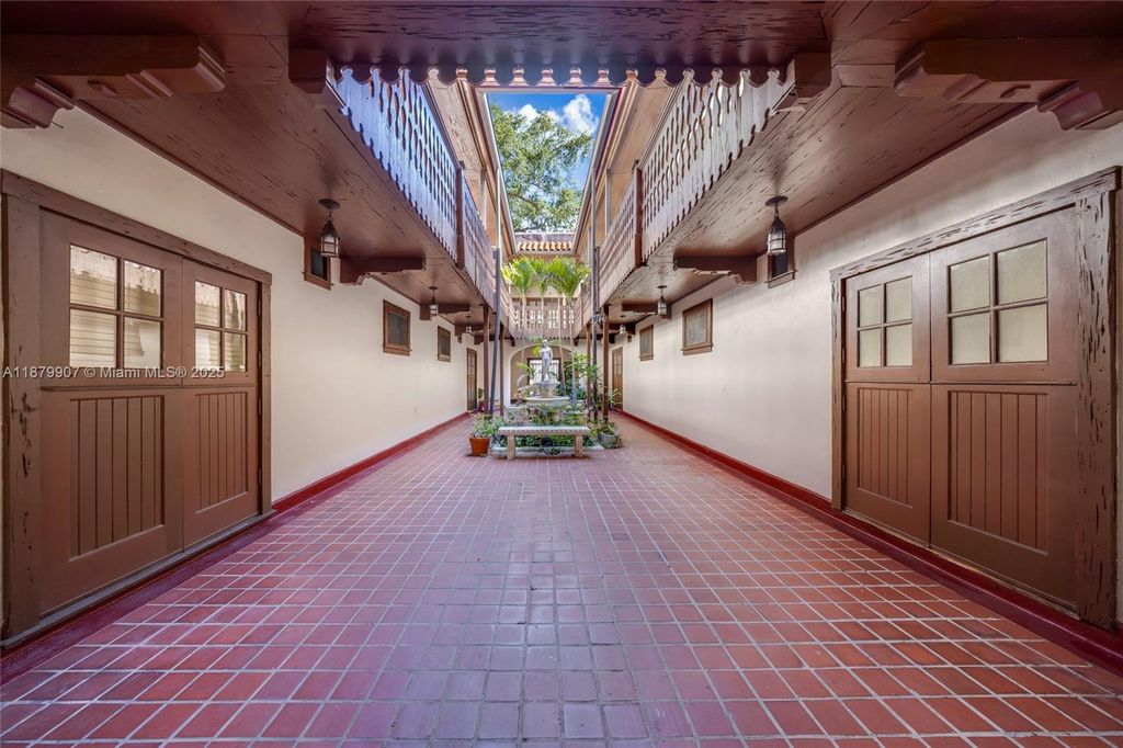 315 Navarre Ave, Coral Gables, FL 33134