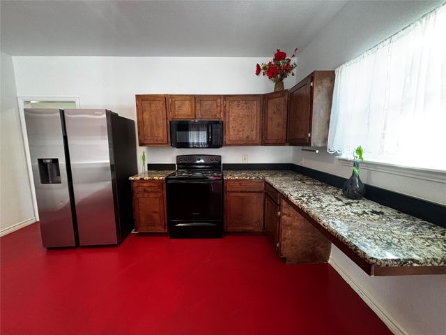 102 Austin Elaine DR, Georgetown, TX 78633