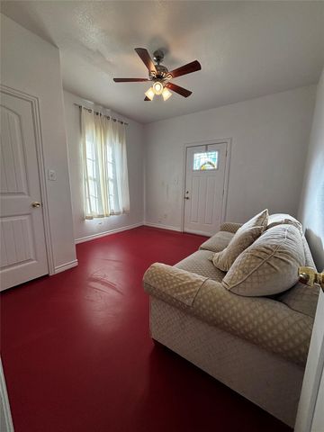 102 Austin Elaine DR, Georgetown, TX 78633