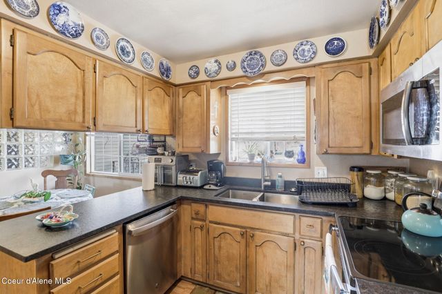 1490 N Glasgow DR, Post Falls, ID 83854