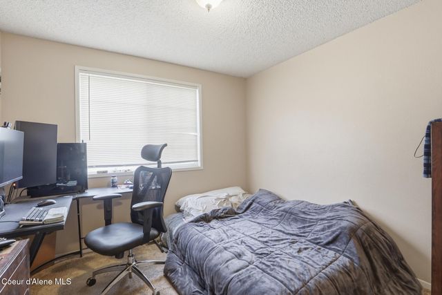 1490 N Glasgow DR, Post Falls, ID 83854