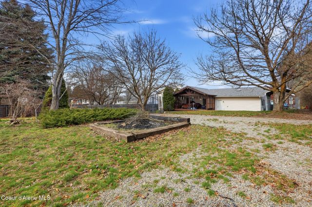 1490 N Glasgow DR, Post Falls, ID 83854