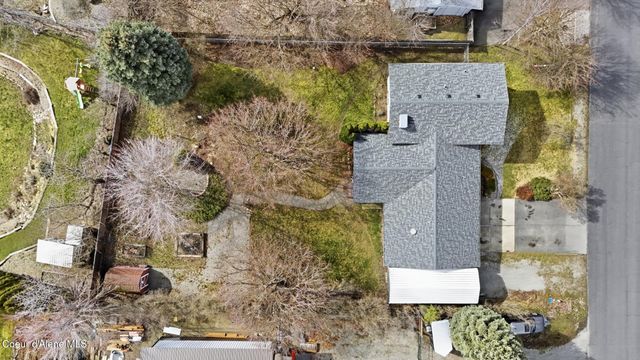 1490 N Glasgow DR, Post Falls, ID 83854