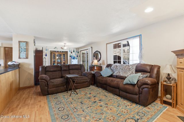 1490 N Glasgow DR, Post Falls, ID 83854