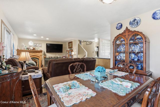 1490 N Glasgow DR, Post Falls, ID 83854