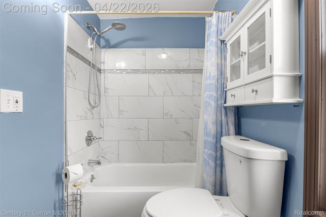 977 Boston Avenue, Waterford Charter Township, MI 48328