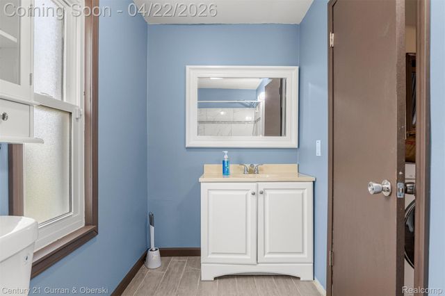 977 Boston Avenue, Waterford Charter Township, MI 48328