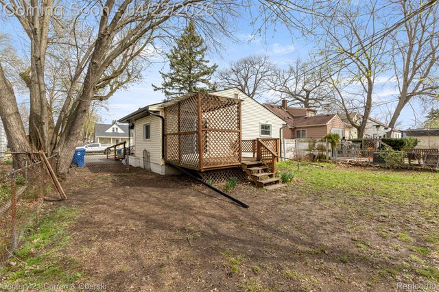977 Boston Avenue, Waterford Charter Township, MI 48328