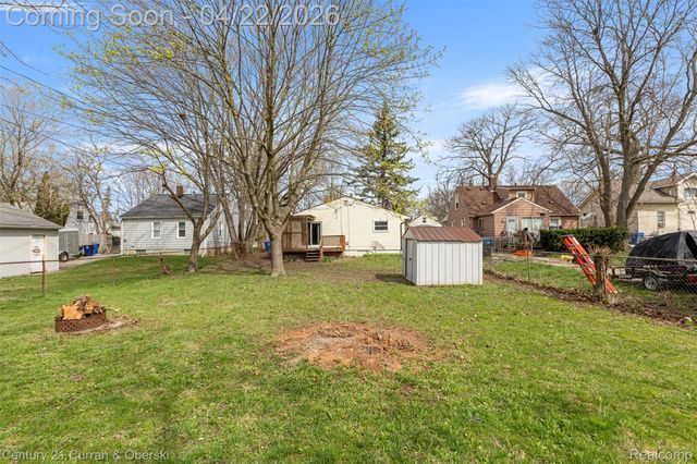977 Boston Avenue, Waterford Charter Township, MI 48328