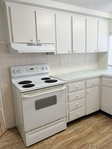 5829 ELM STREET, New Port Richey, FL 34652