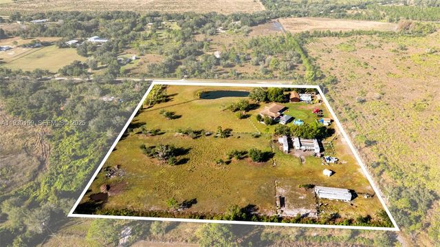 1472 N CHAROLAIS RD, Other City - In The State Of Florida, FL 33935