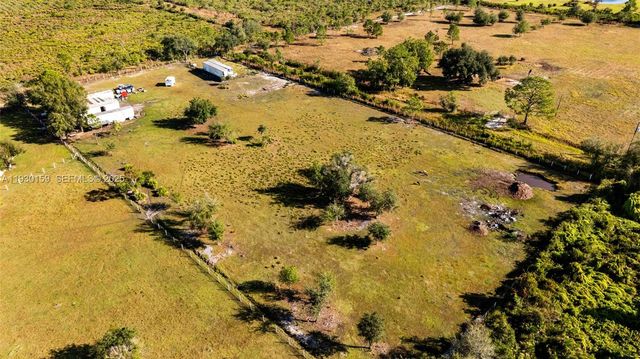 1472 N CHAROLAIS RD, Other City - In The State Of Florida, FL 33935