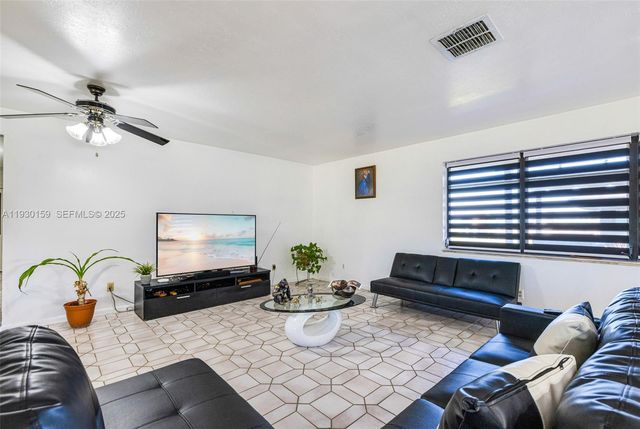 1472 N CHAROLAIS RD, Other City - In The State Of Florida, FL 33935