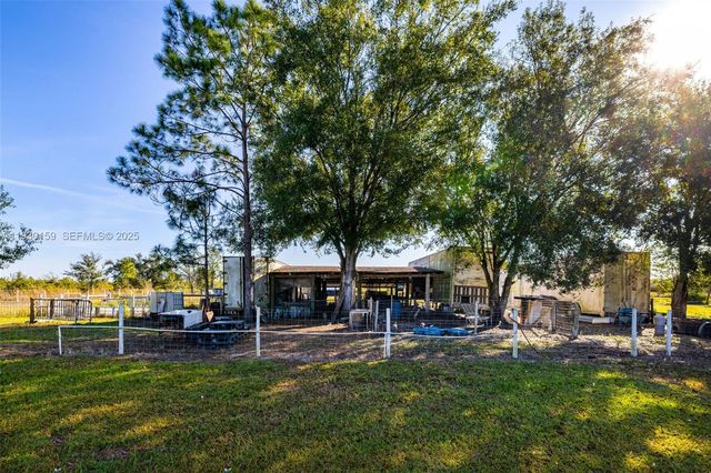 1472 N CHAROLAIS RD, Other City - In The State Of Florida, FL 33935