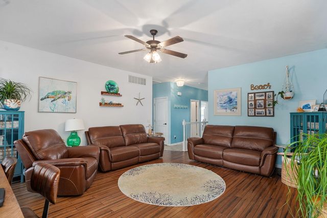 2253 W Drake Street, Springfield, MO 65810