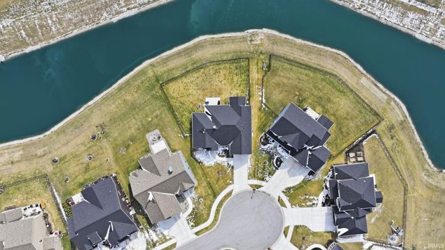 1179 Brewster Court, Huntertown, IN 46748