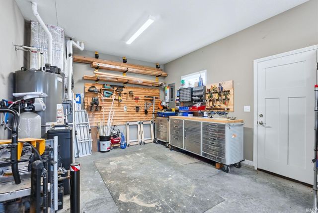 1179 Brewster Court, Huntertown, IN 46748