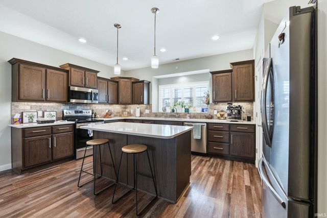 1179 Brewster Court, Huntertown, IN 46748