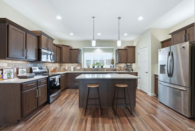 1179 Brewster Court, Huntertown, IN 46748