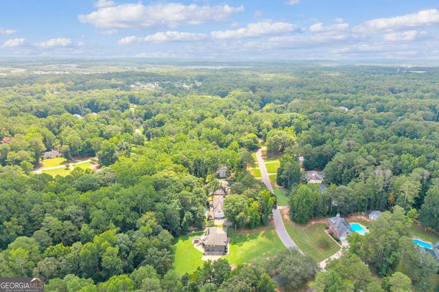 150 Indian Bluff Drive, Sharpsburg, GA 30277