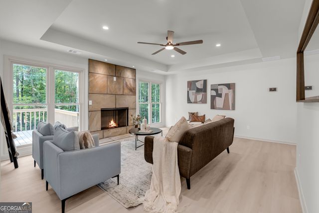 150 Indian Bluff Drive, Sharpsburg, GA 30277