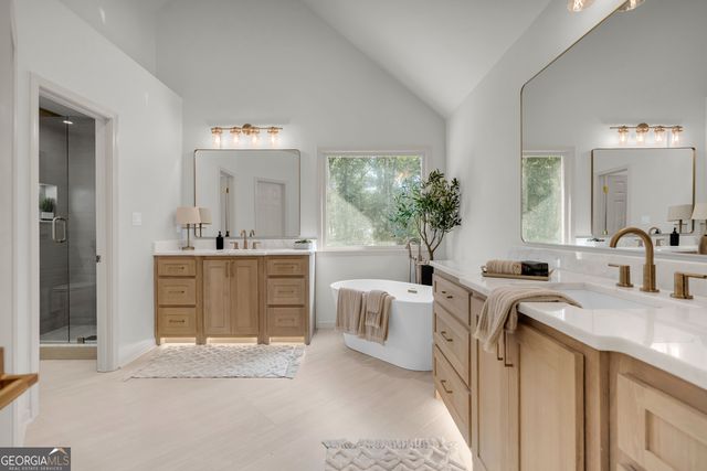 150 Indian Bluff Drive, Sharpsburg, GA 30277
