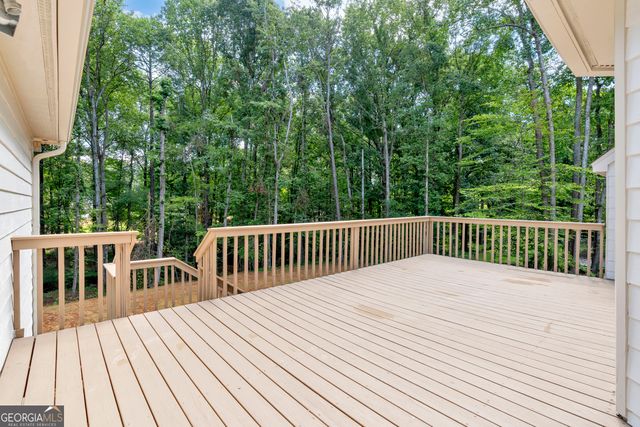 150 Indian Bluff Drive, Sharpsburg, GA 30277