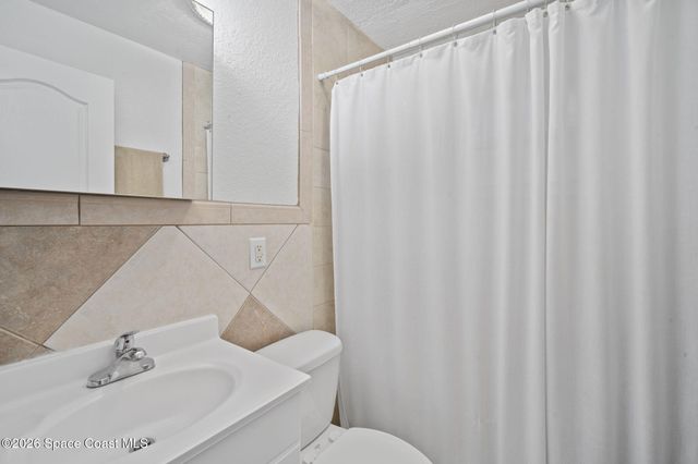 236 Woodland Avenue 3, Cocoa Beach, FL 32931